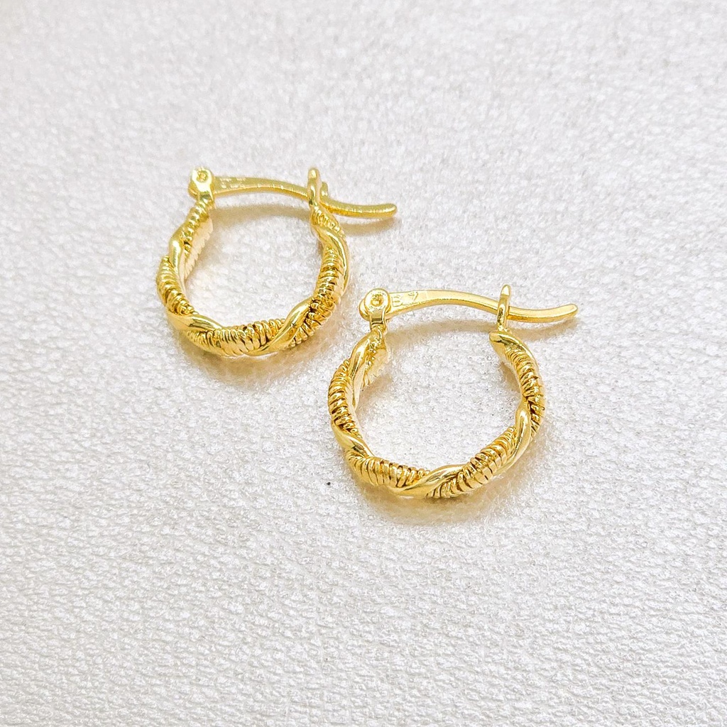 Aros Candonga Entrelazada Oro Laminado 18k